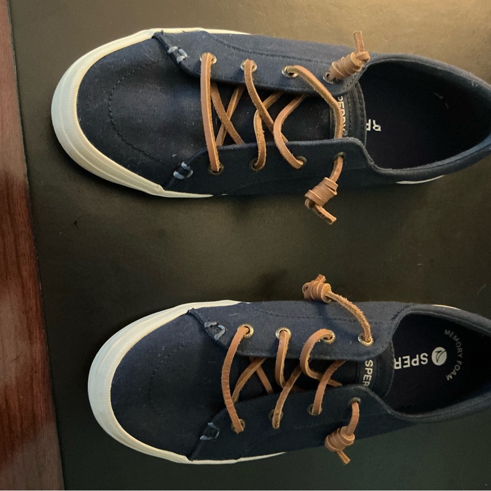 Sperry Navy Sneakers with Brown Laces